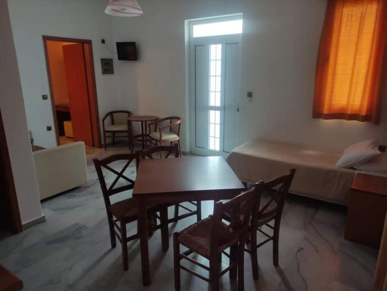 One-Bedroom-Apartment-01