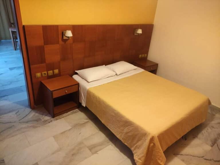 One-Bedroom-Apartment-08