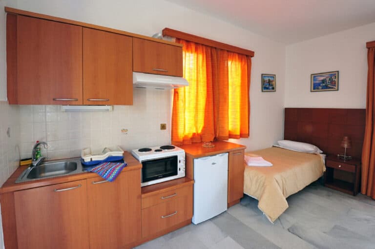 One-Bedroom-Apartment-14
